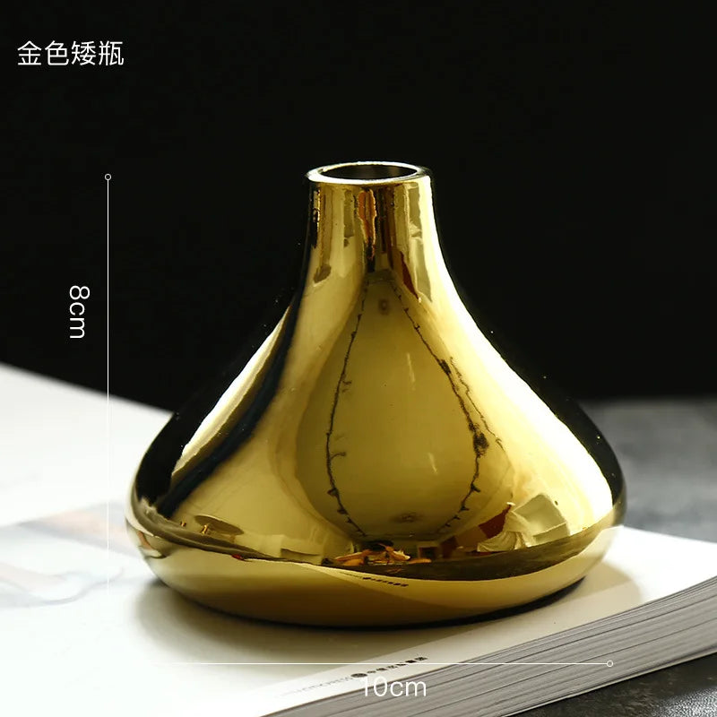 Mini Vase Céramique Doré - Votre Bijou Précieux de Décoration
