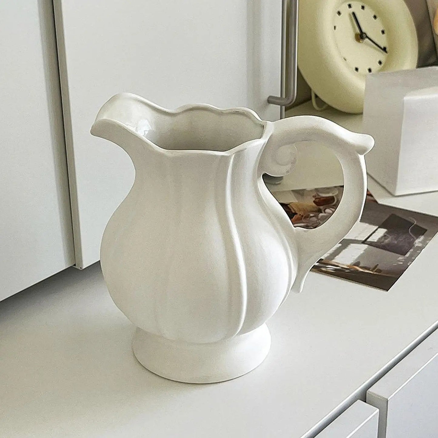 Vase Porcelaine Moderne - Décoration Salon Élégante