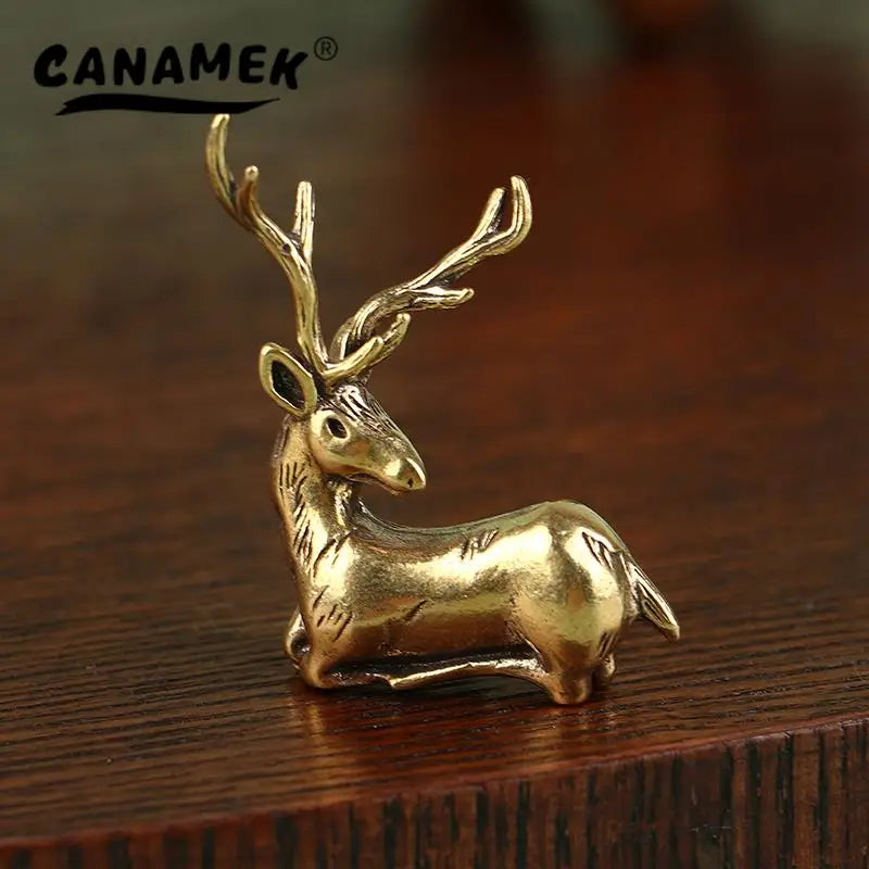 Figurine Cerf de Noël en Laiton - Votre Gardien Magique des Fêtes