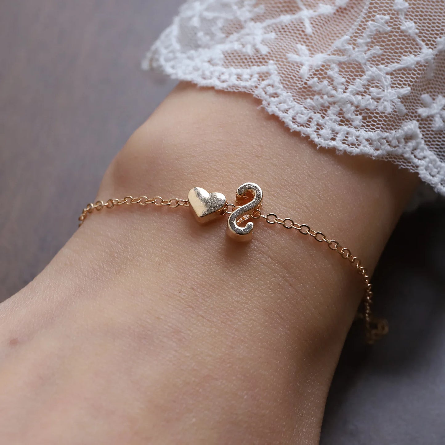 Bracelet Lettre Alphabet Personnalisé - Bijou Initial Tendance