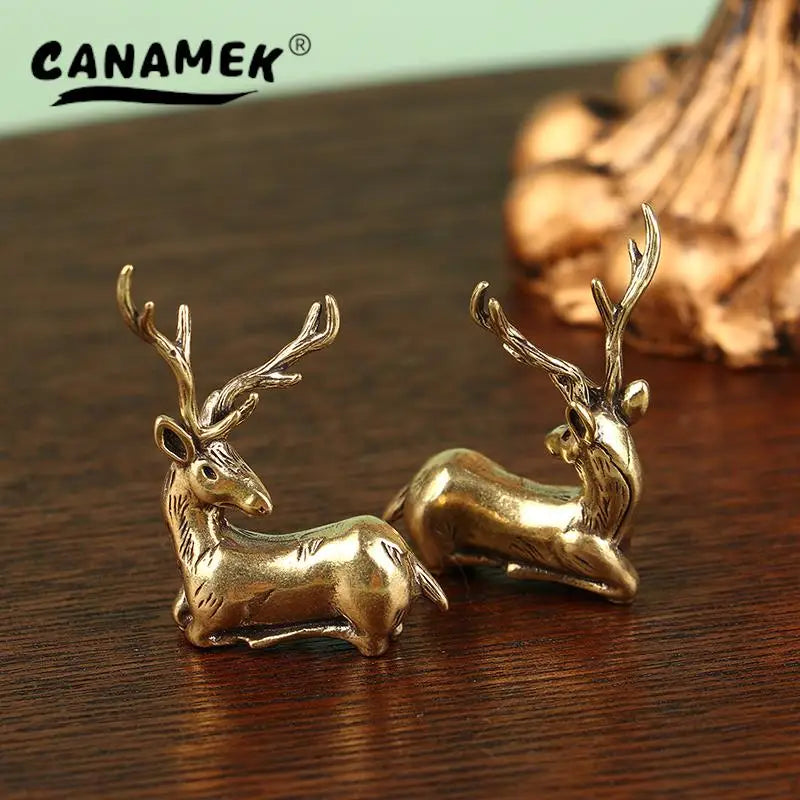 Figurine Cerf de Noël en Laiton - Votre Gardien Magique des Fêtes
