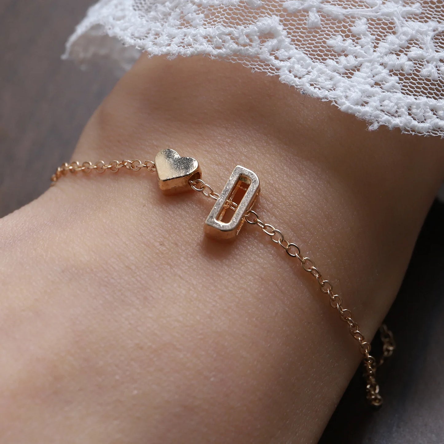 Bracelet Lettre Alphabet Personnalisé - Bijou Initial Tendance