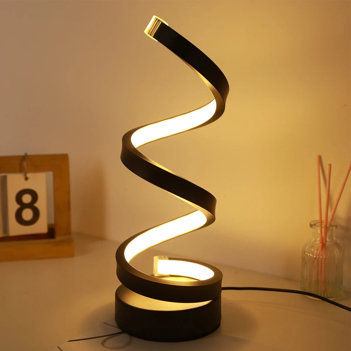 Lampe Table Spirale Design Moderne - Éclairage Déco Salon