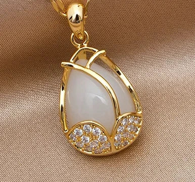 Collier Pendentif Goutte d'Eau - Bijou Élégant