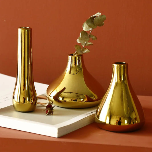 Mini Vase Céramique Doré - Votre Bijou Précieux de Décoration