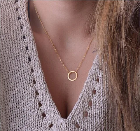 Collier Punk Minimaliste Infini Croix - Votre Bijou Magique Rebelle
