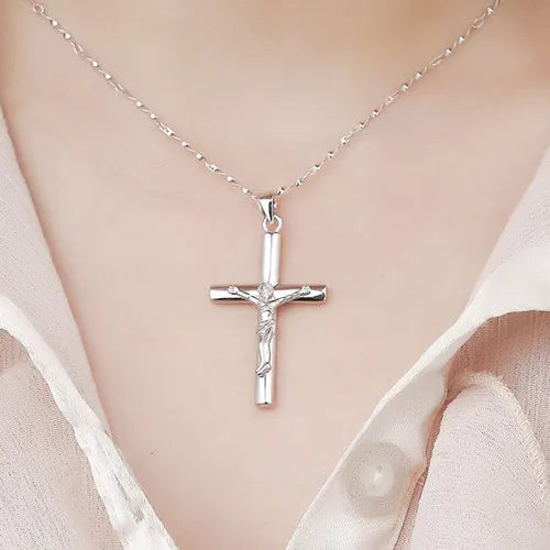 Collier Punk Minimaliste Infini Croix - Votre Bijou Magique Rebelle