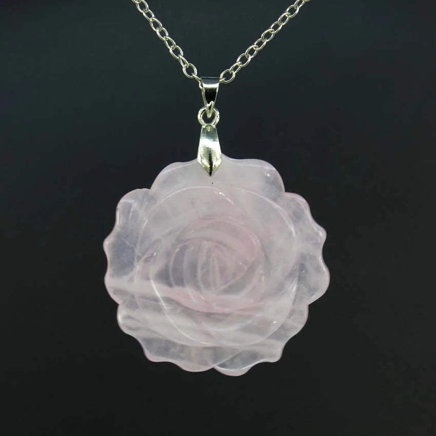 Pendentif Fleur de Rose Sculptée Pierre Naturelle 35mm - Bijou Romantique