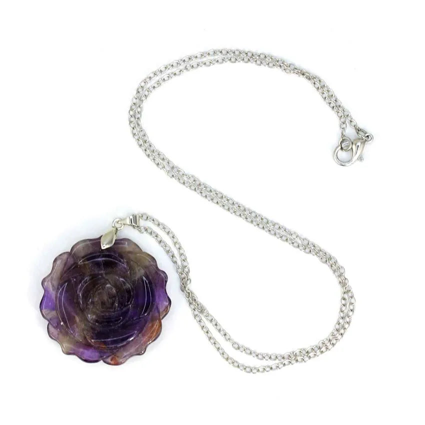 Pendentif Fleur de Rose Sculptée Pierre Naturelle 35mm - Bijou Romantique