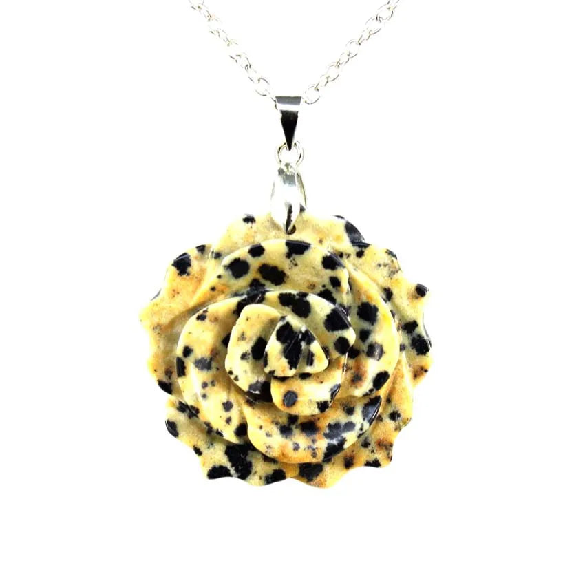 Pendentif Fleur de Rose Sculptée Pierre Naturelle 35mm - Bijou Romantique