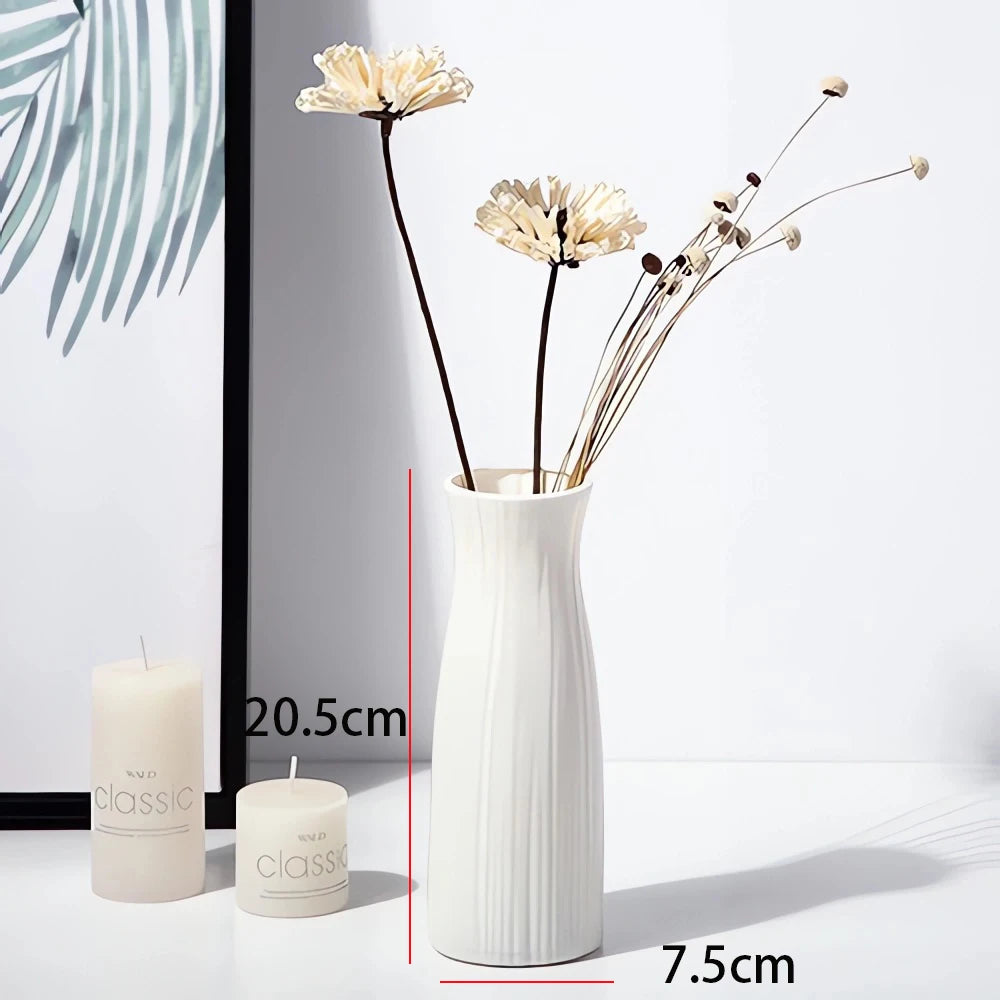 Vase Décoratif Rayé Effet Céramique - Votre Œuvre d'Art Graphique Magique