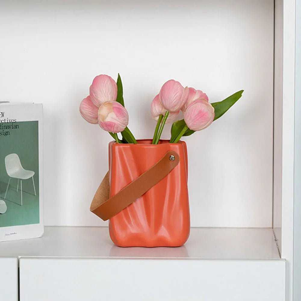 Vase Décoratif Moderne Sac à Main - Votre Œuvre d'Art Élégante