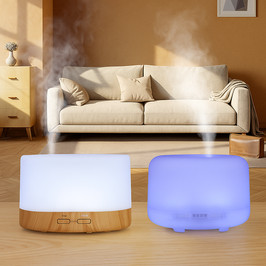 Deux humidificateurs avec vapeur fine dans salon moderne sans texte
